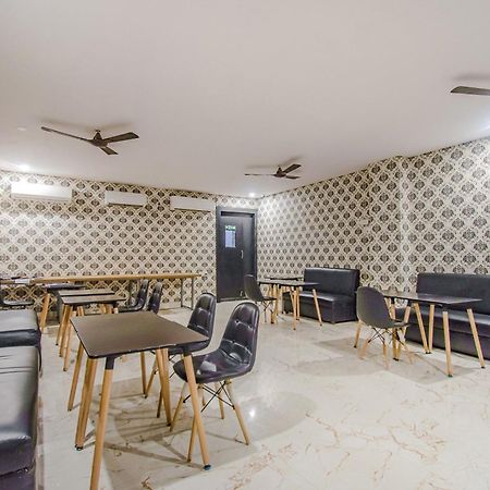 Collection O Mg Guest House โกลกาตา ภายนอก รูปภาพ
