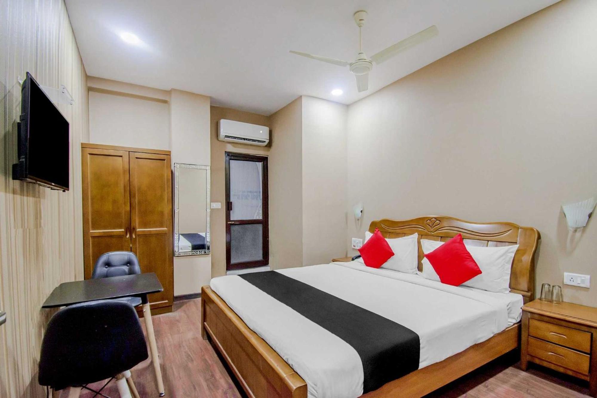 Collection O Mg Guest House โกลกาตา ภายนอก รูปภาพ