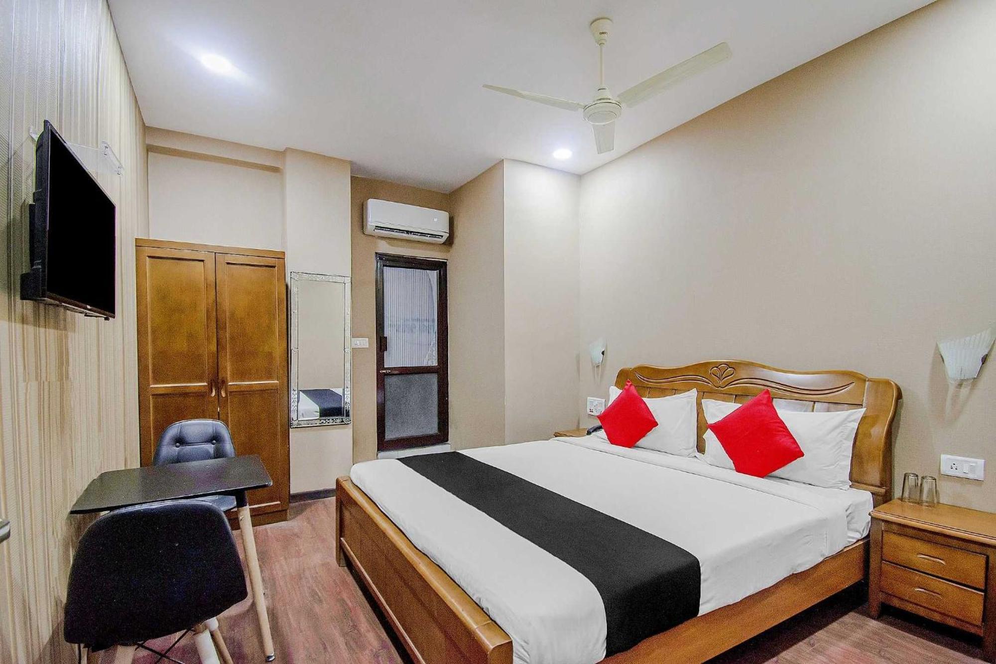 Collection O Mg Guest House โกลกาตา ภายนอก รูปภาพ