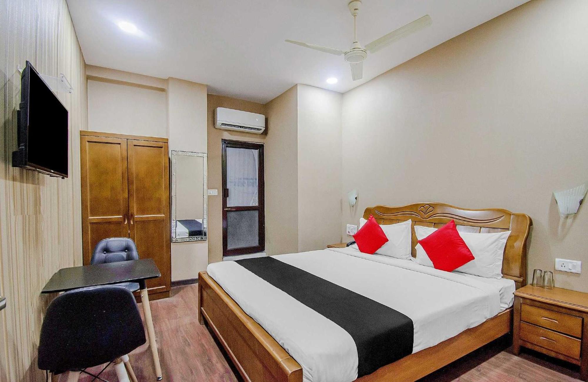 Collection O Mg Guest House โกลกาตา ภายนอก รูปภาพ